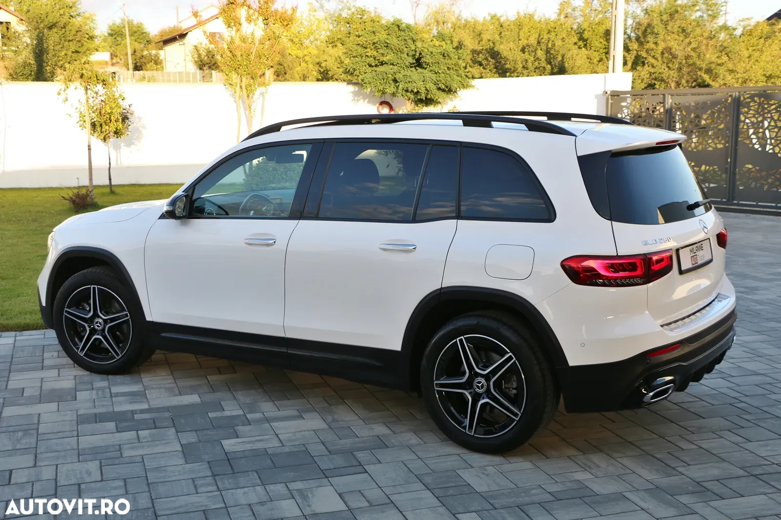 Mercedes-Benz GLB 250 4Matic 8G-DCT AMG Line Advanced Plus - 14