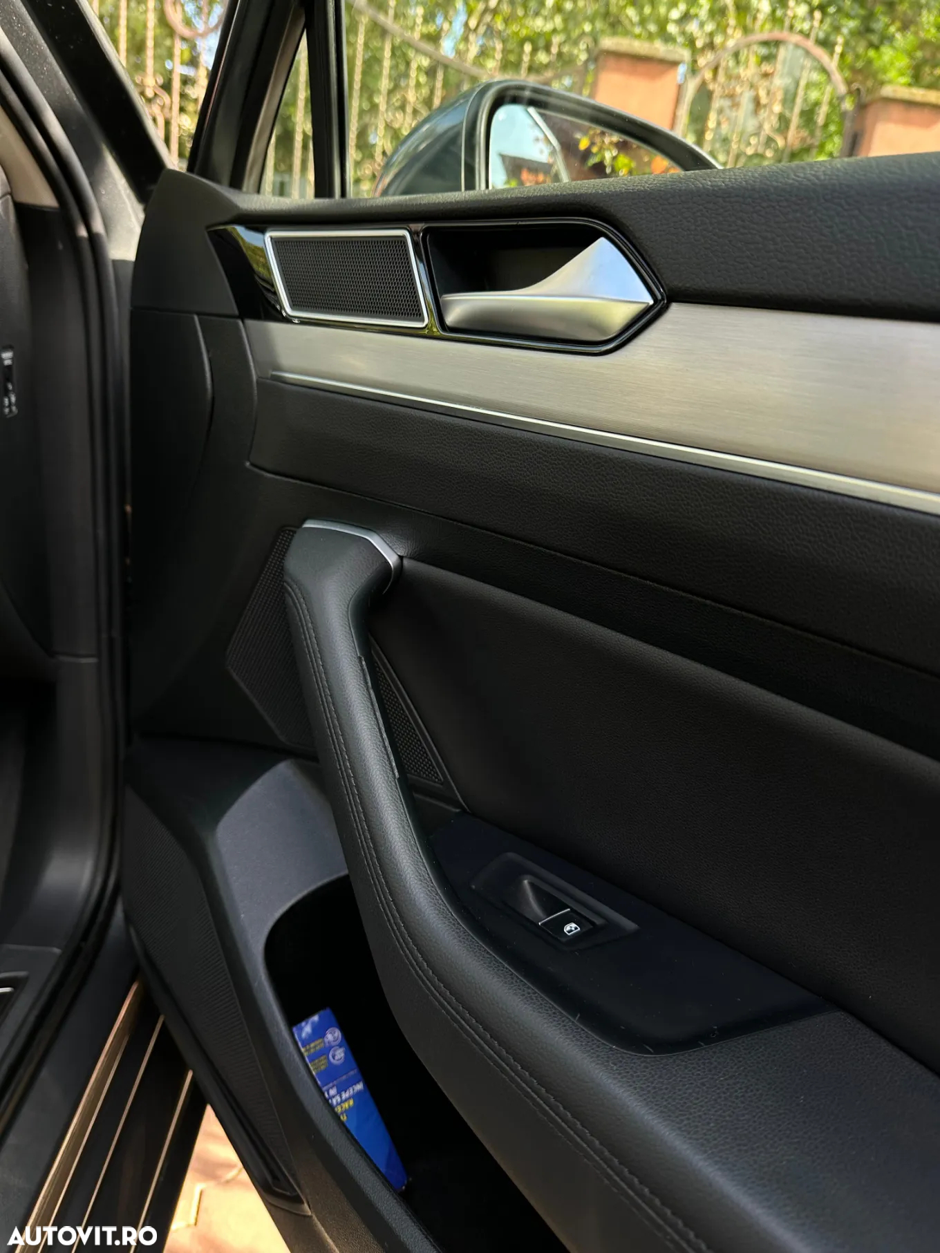 Volkswagen Passat 2.0 TDI DSG Highline - 13