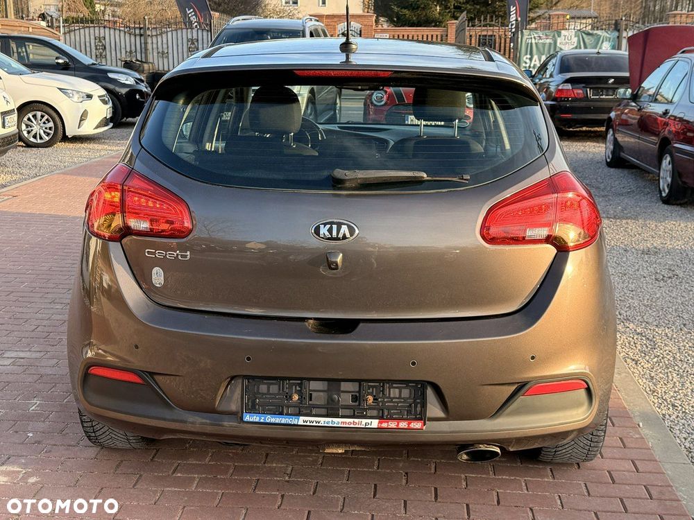 Kia Ceed 1.6 GDI DCT Spirit - 6