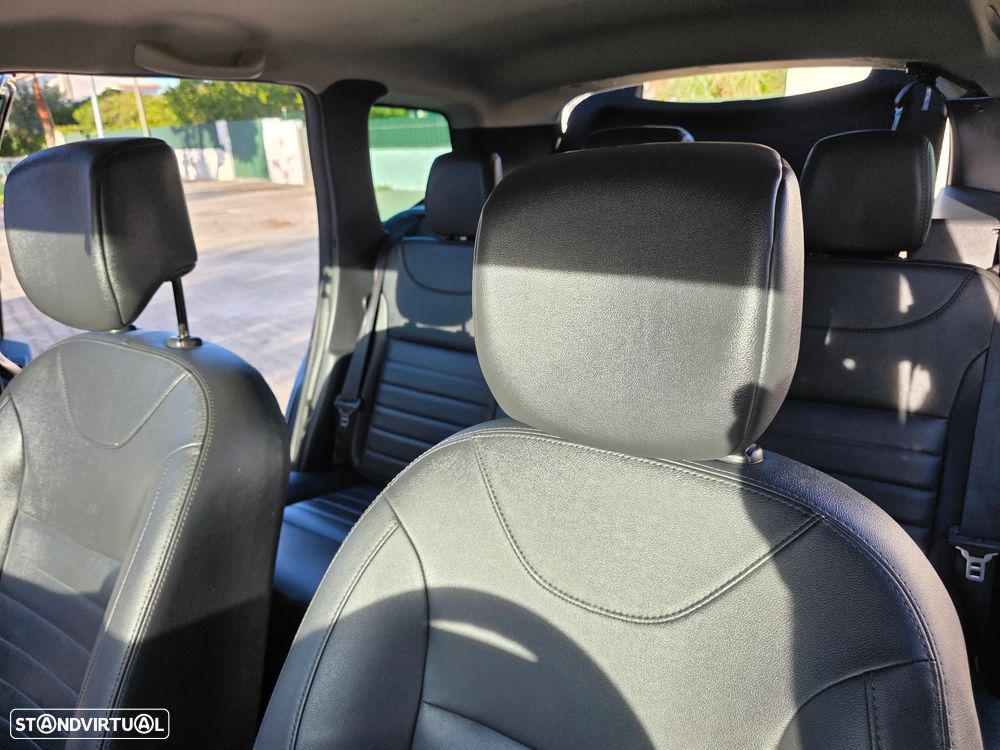 Dacia Duster TCe 125 4x2 Urban Explorer - 24