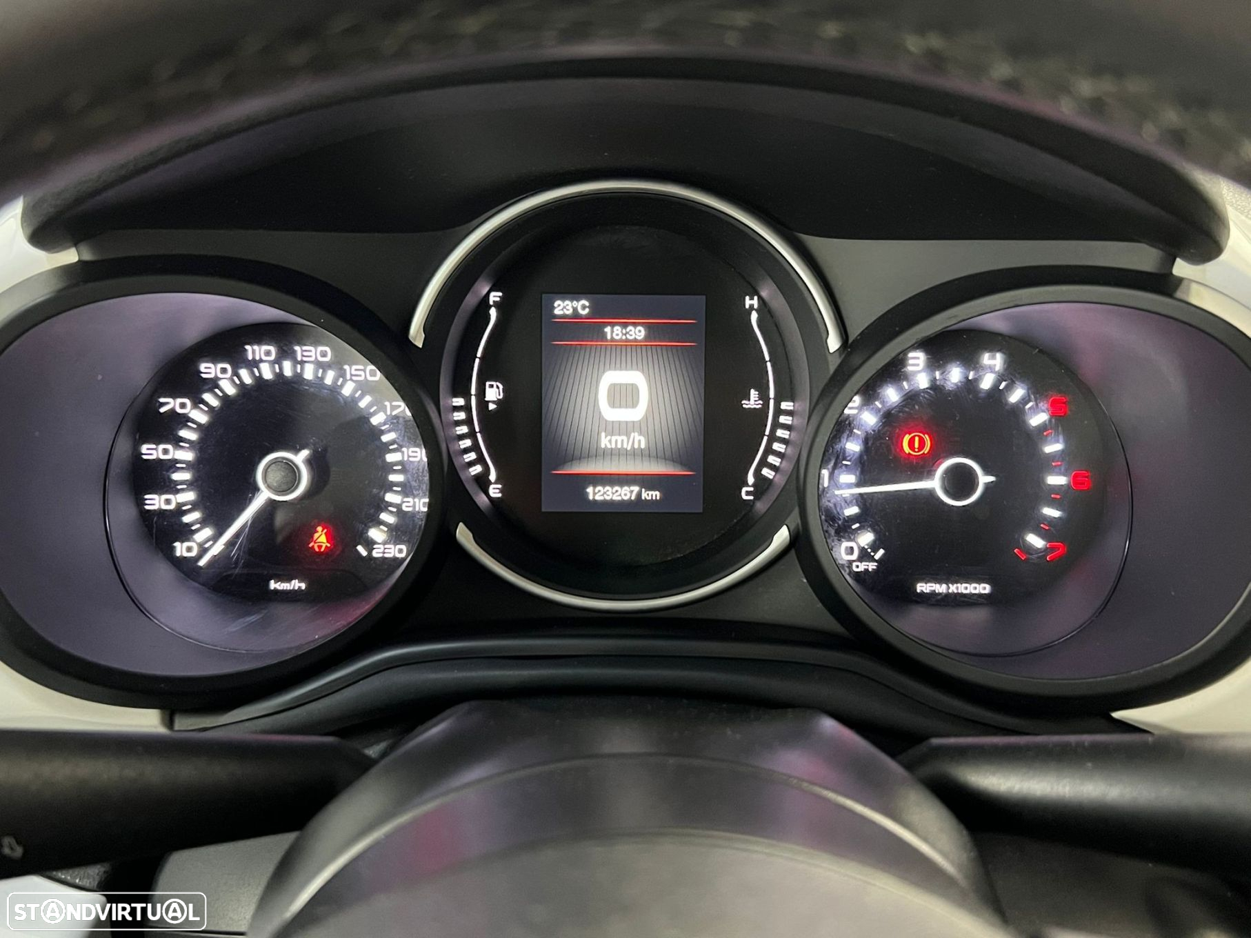 Fiat 500L 1.3 MJ City Cross - 10