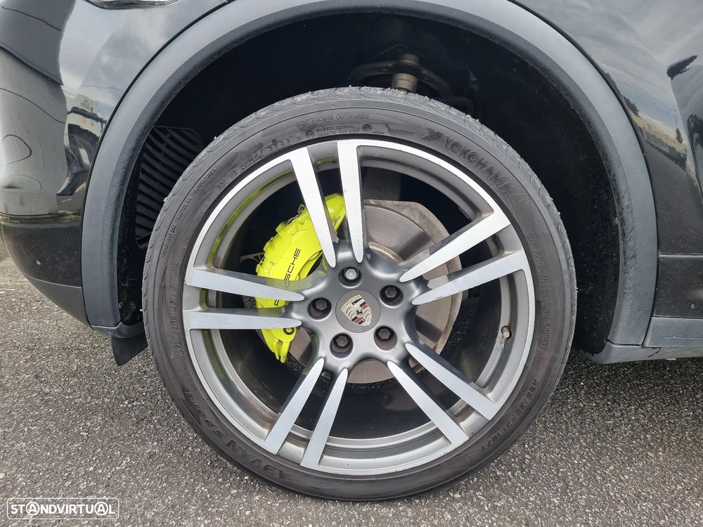 Porsche Cayenne Standard - 7