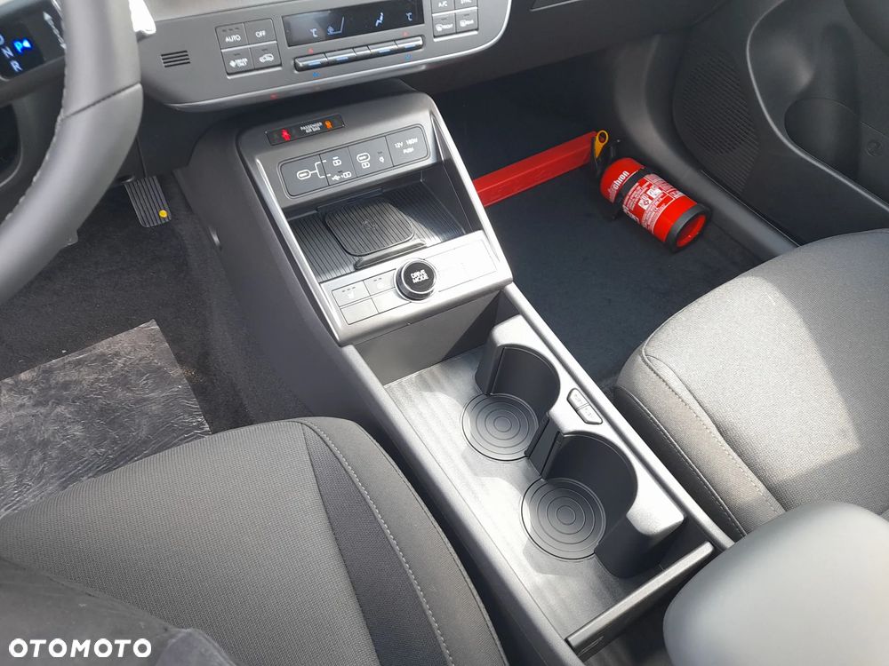 Hyundai Kona ver-1-6-gdi-hybrid-smart-dct - 15
