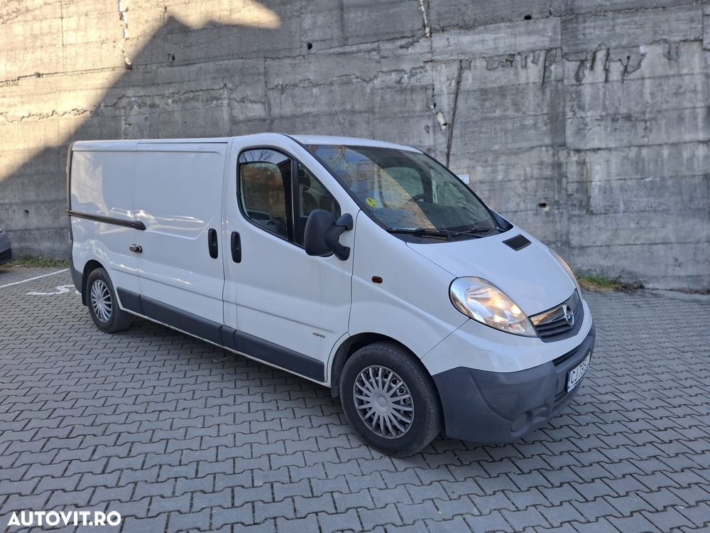 Opel Vivaro - 18
