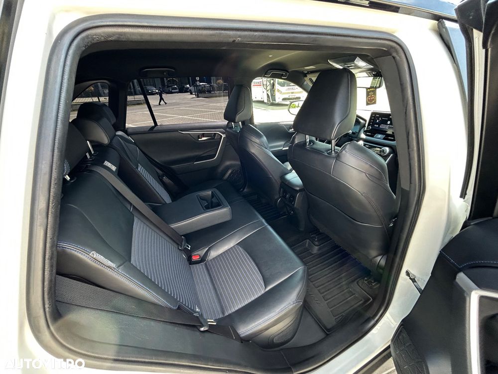 Toyota RAV4 2.5 VVT-iE 4x2 Dynamic - 4