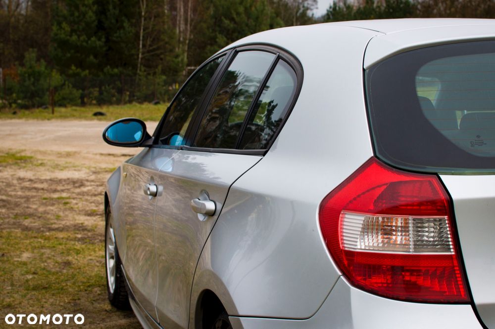 BMW Seria 1 116i - 4