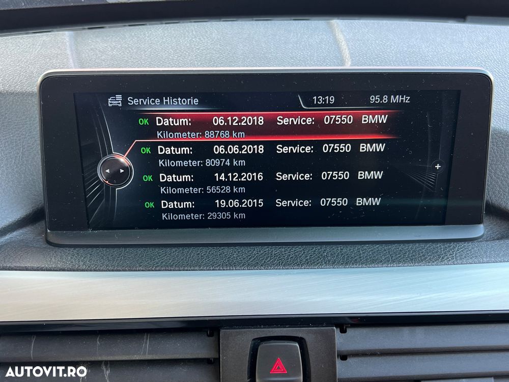 BMW Seria 5 520d xDrive AT - 17