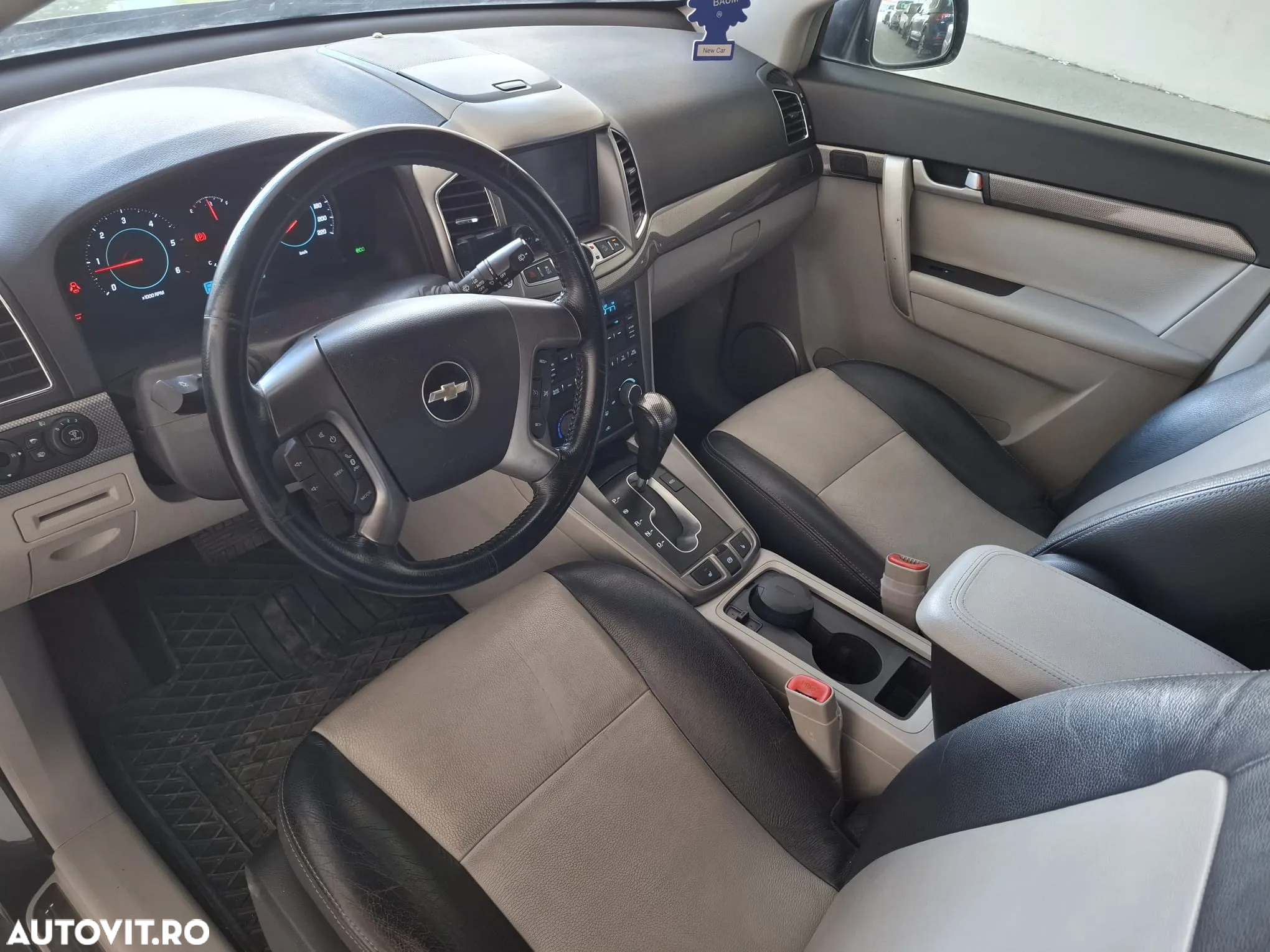 Chevrolet Captiva 2.2D AWD Aut. 7 locuri LTZ titan leather - 4