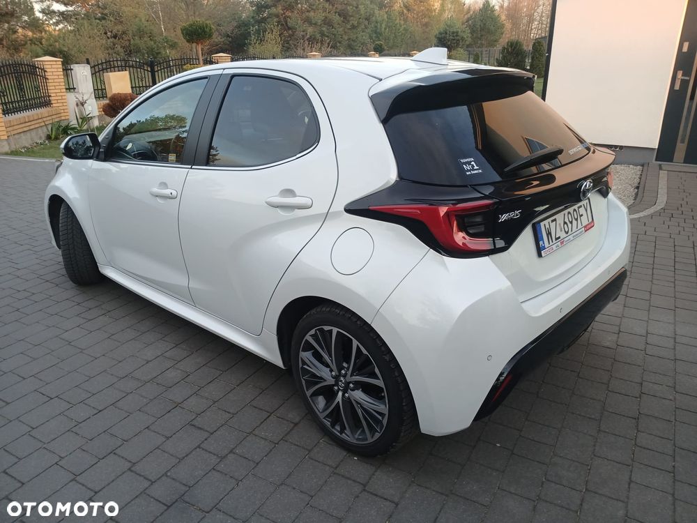 Toyota Yaris Hybrid 1.5 Style - 4