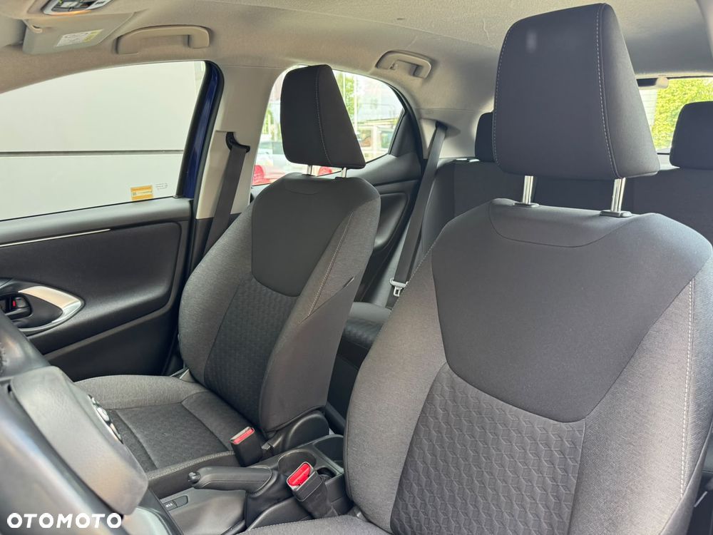 Toyota Yaris 1.5 Comfort - 9