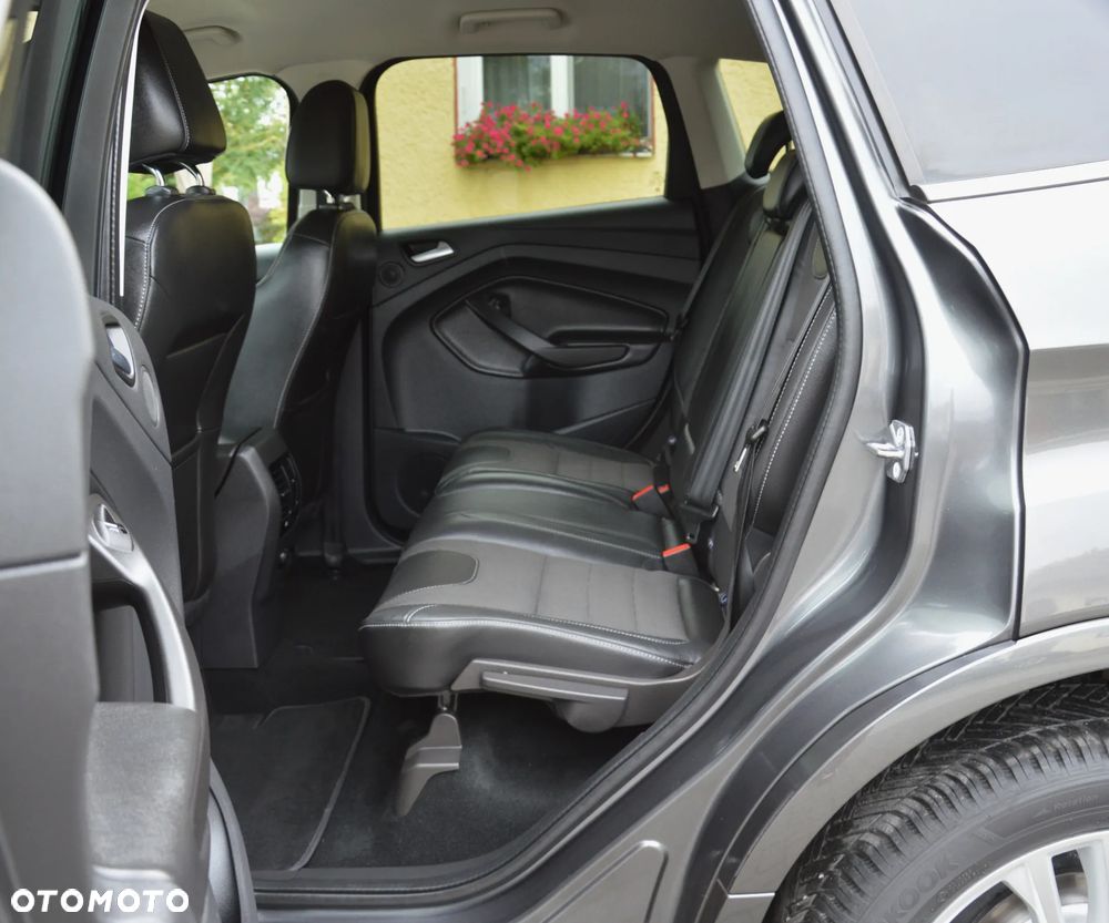 Ford Kuga - 21