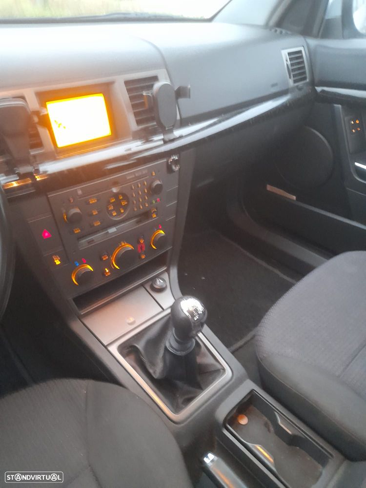 Opel Signum 2.2 DTi - 6