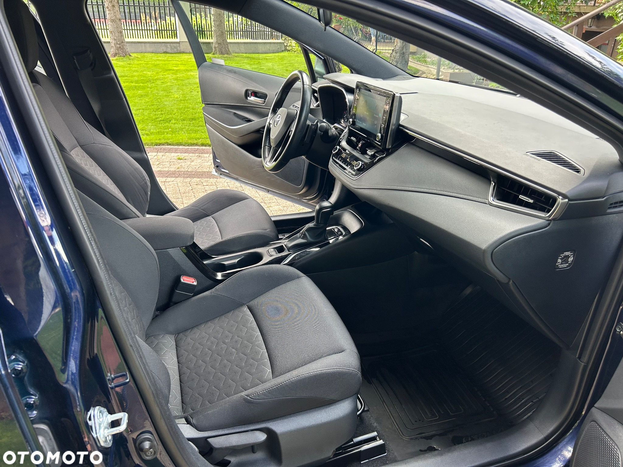 Toyota Corolla 2.0 Hybrid Comfort - 18