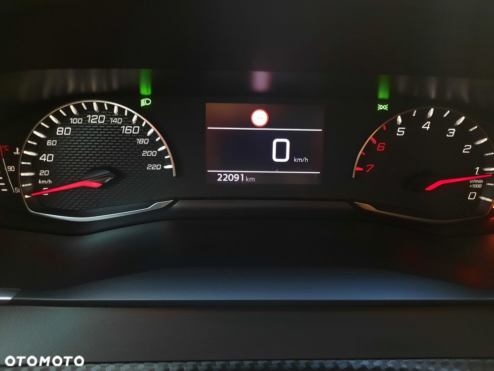 Peugeot 208 1.2 PureTech Style S&S - 29