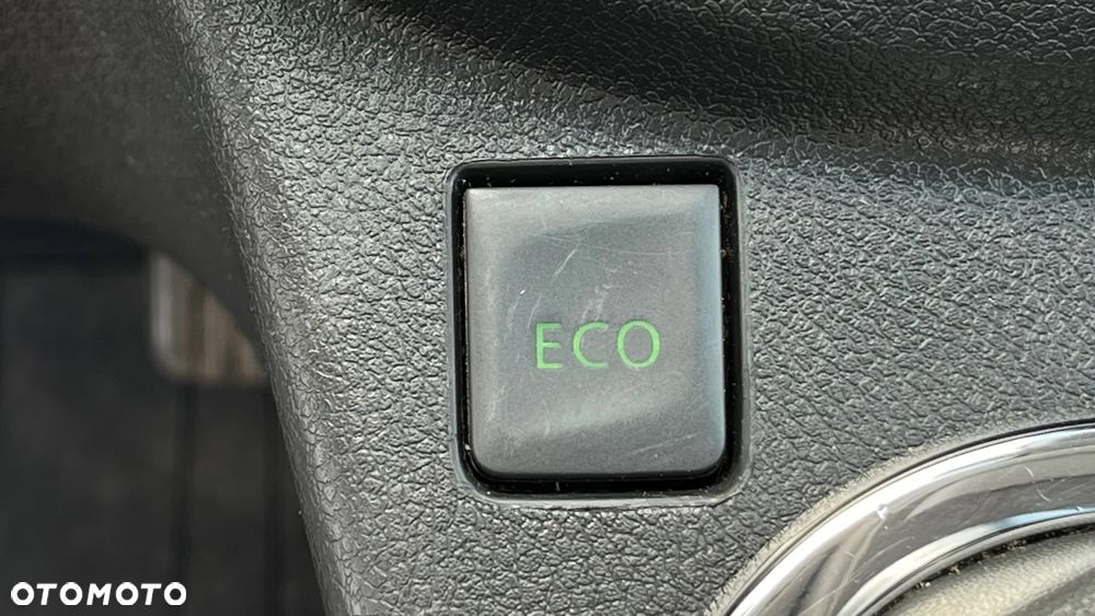 Opel Vivaro - 38