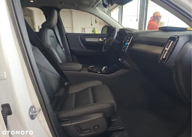 Volvo XC 40 B5 B AWD Ultimate Dark - 10