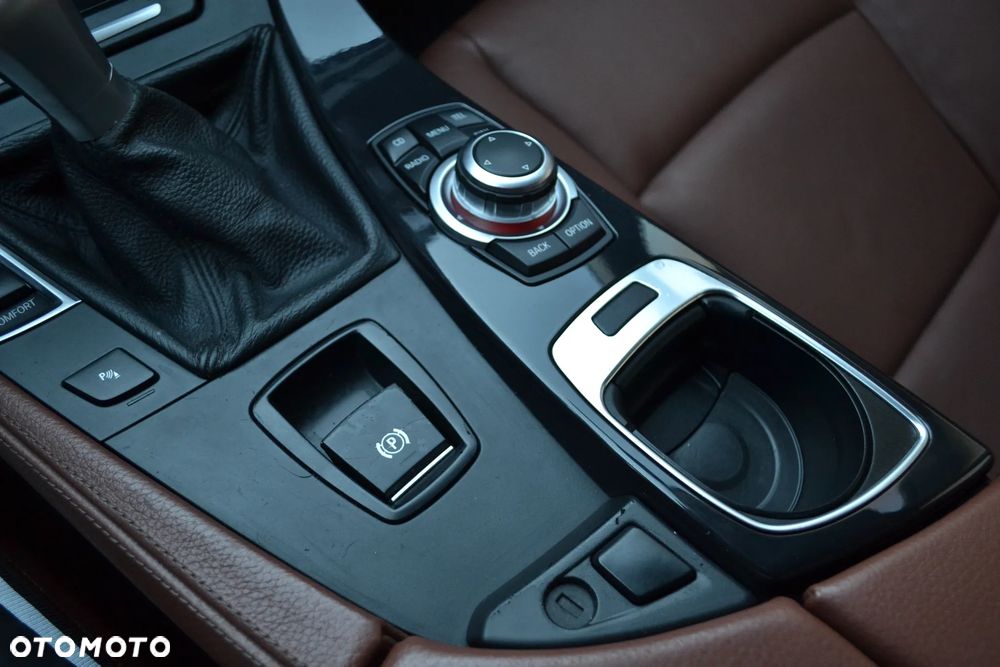 BMW Seria 5 - 25