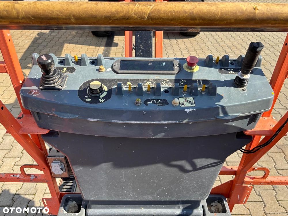JLG 520Aj - 8