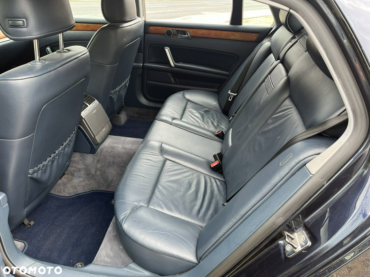 Volkswagen Phaeton - 25