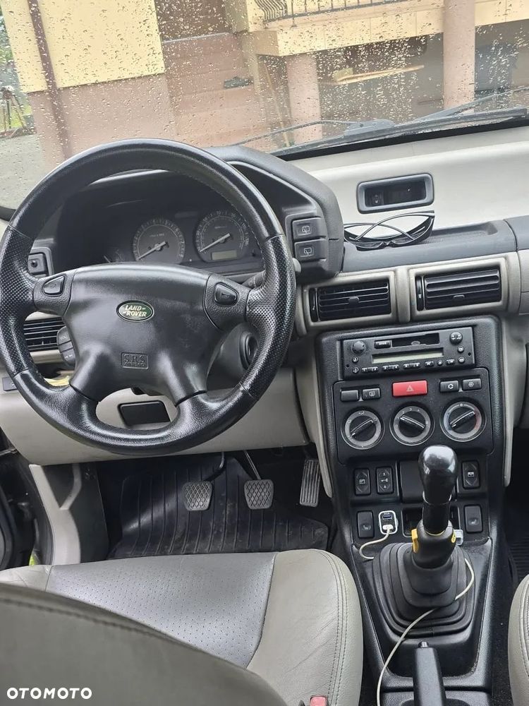 Land Rover Freelander - 4