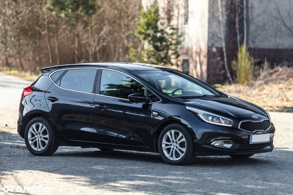 Kia Ceed 1.6 CRDi 128 97g Edition 7 - 8