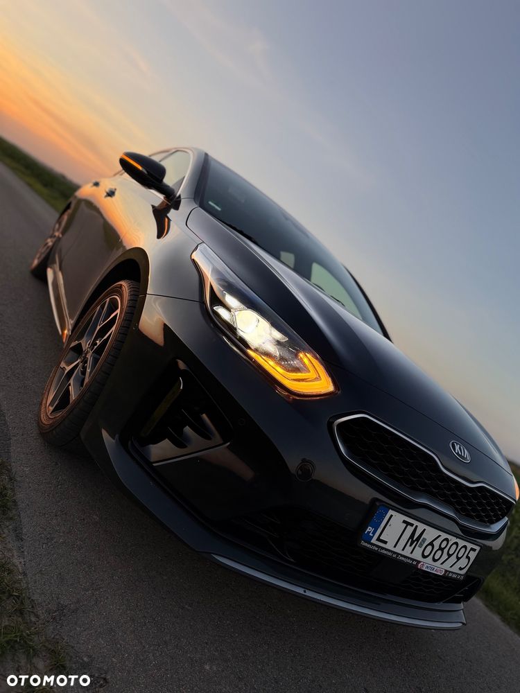 Kia Ceed - 21