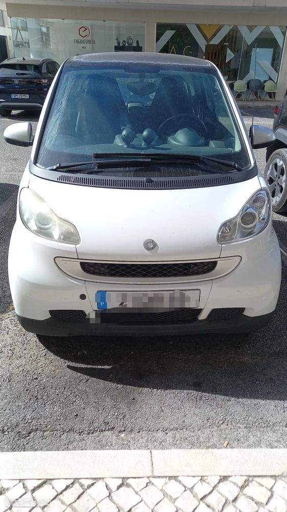 Smart Fortwo Coupé 2010 photo 2