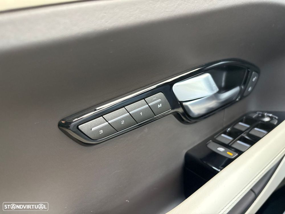 Land Rover Range Rover Evoque 2.2 TD4 Dynamic Auto - 13