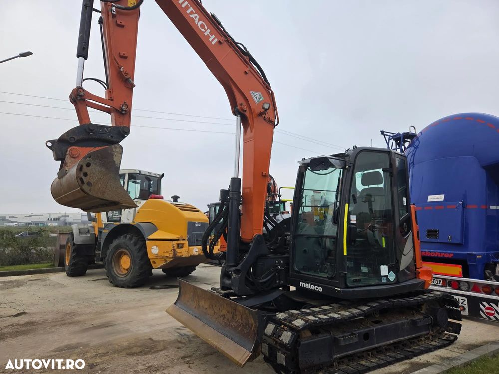 Hitachi ZX85, 2021, 4.088h, CUPLA RAPIDA+3 CUPE NOI, Senile CAUCIUC 90% ok, Inst hidr de picon pe bratele de excavare, A doua inst hidr pe bratele de excavare, Ad sapare 5m, ridica 4,5t, camera spate, 8.650kg, leasing 4 ani-6.500lei/luna, PROMOTIE 56.900 EUR - 35