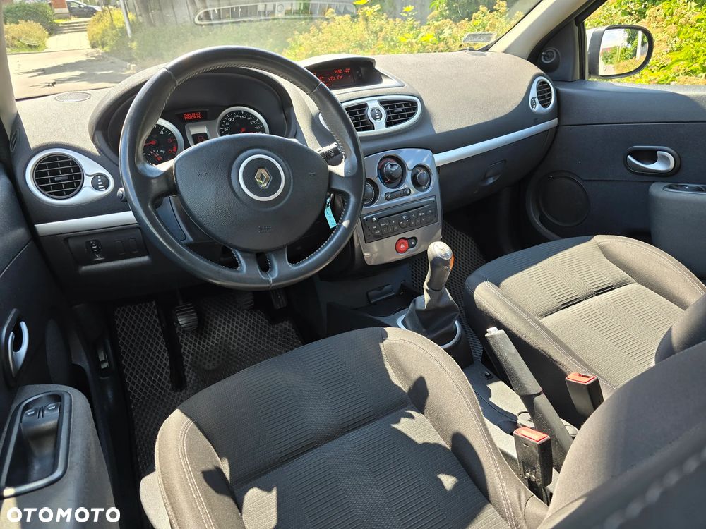 Renault Clio 1.5 dCi Dynamique - 8
