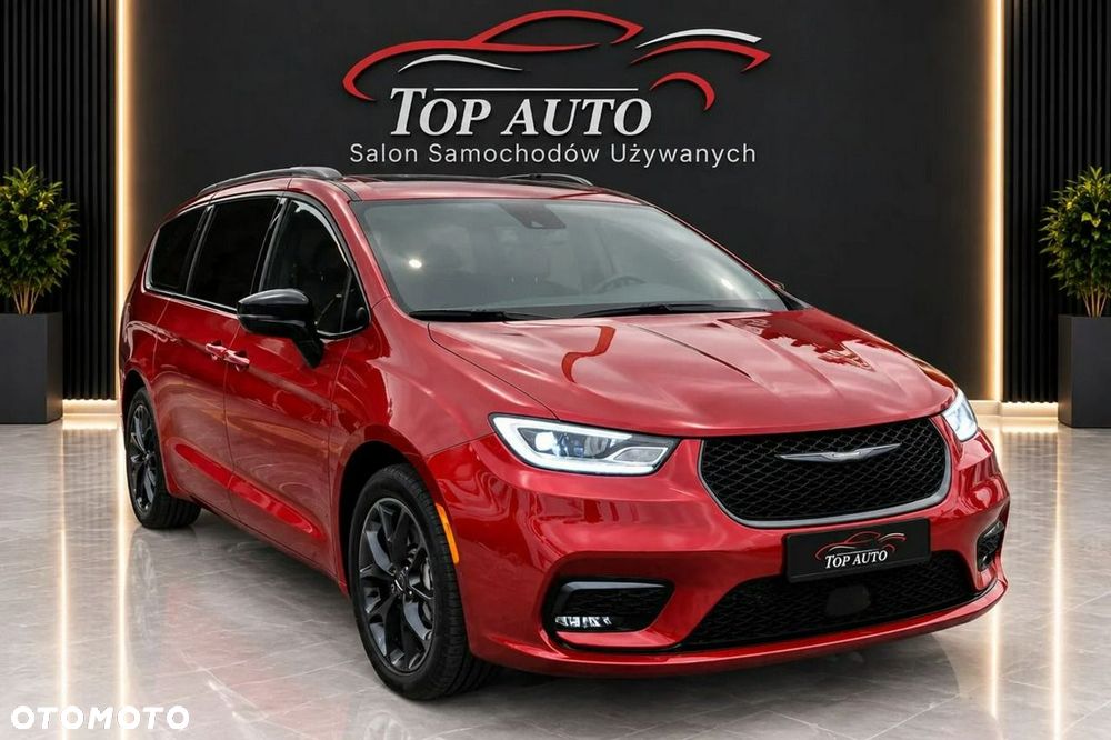 Chrysler Pacifica - 3