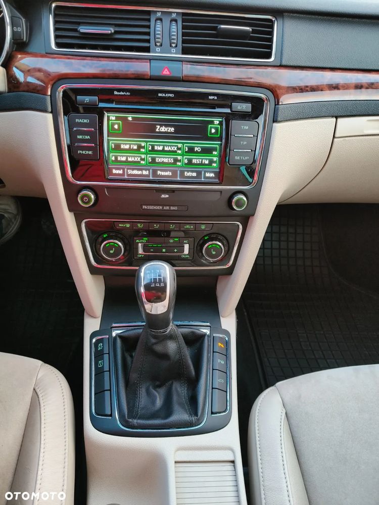 Skoda Superb 2.0 TDI Platinum - 1