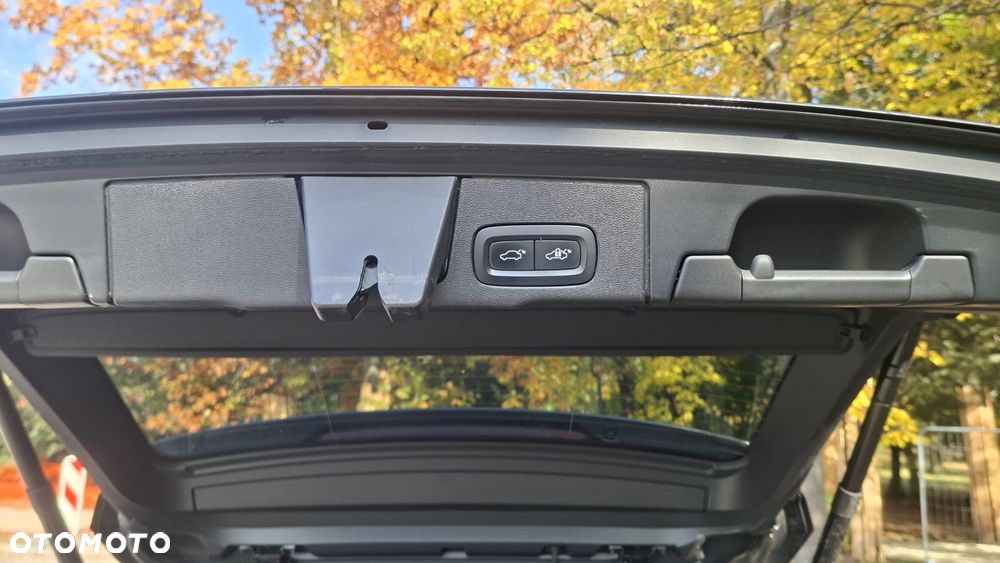 Volvo XC 60 B4 D AWD Core - 14