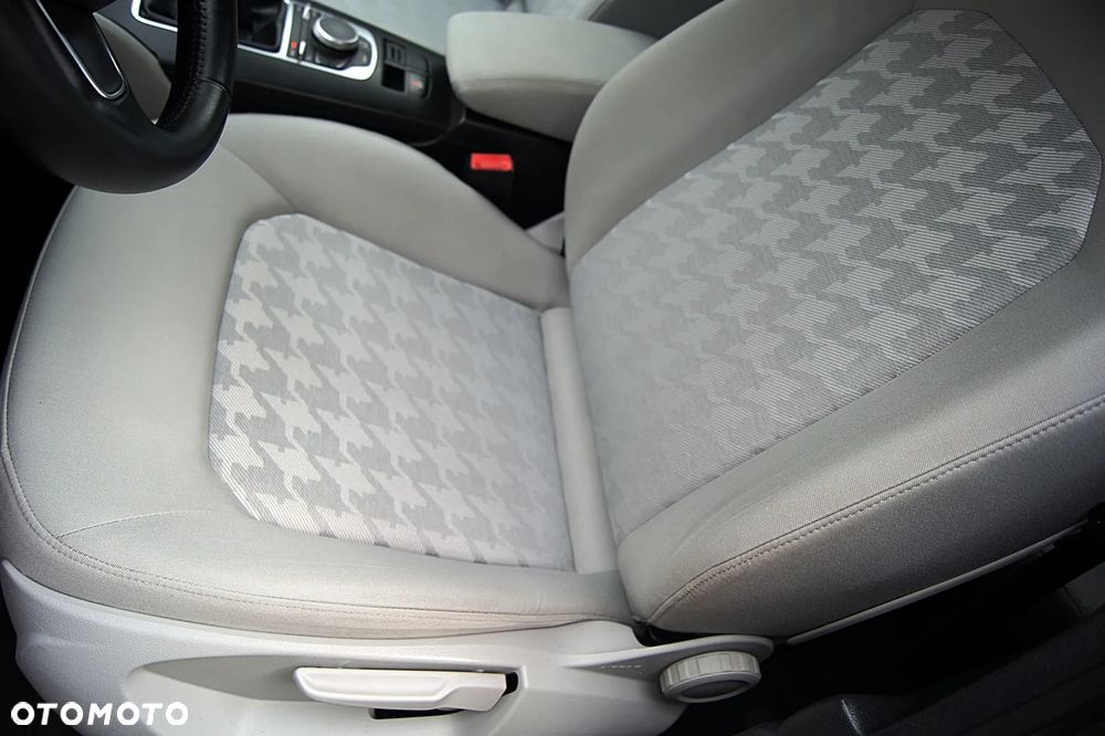 Audi A3 Sportback 1.4 TFSI Ambition - 27
