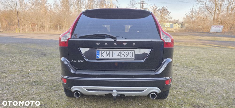 Volvo XC 60 D4 RDesign - 40