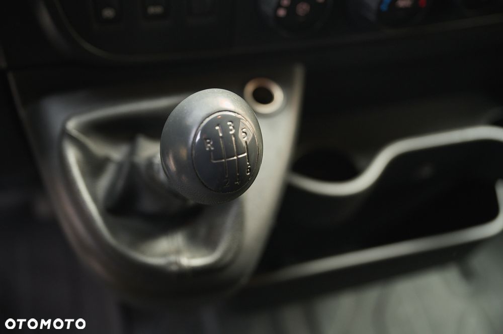 Opel Movano - 27