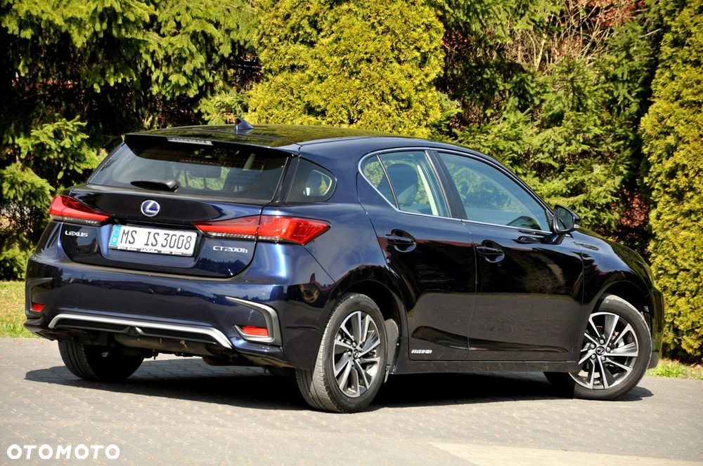 Lexus CT 200h Elegance EU6 - 17