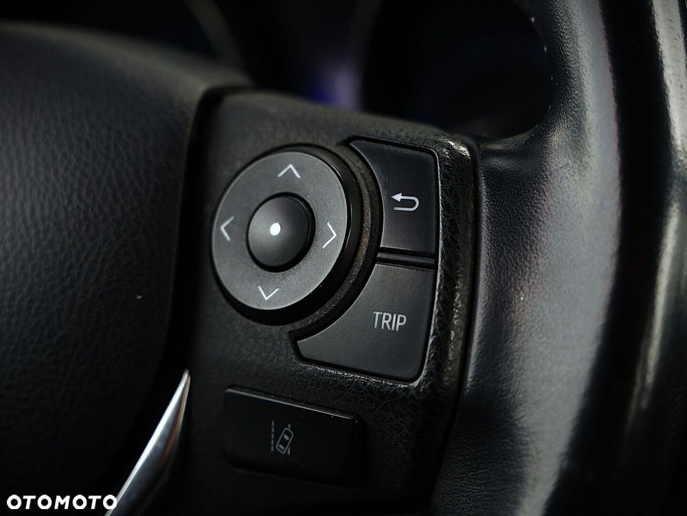 Toyota Auris 1.6 Premium Comfort - 10