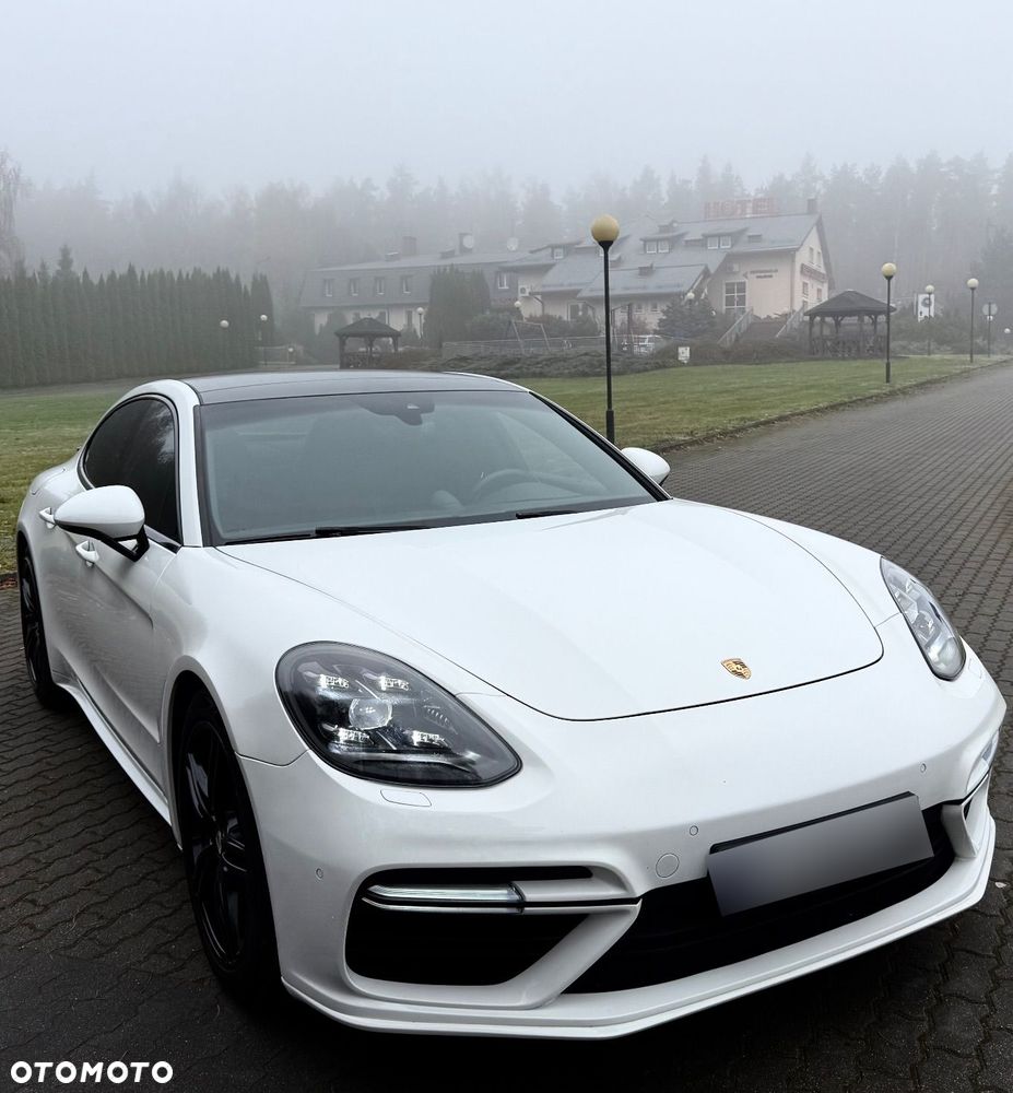 Porsche Panamera - 2