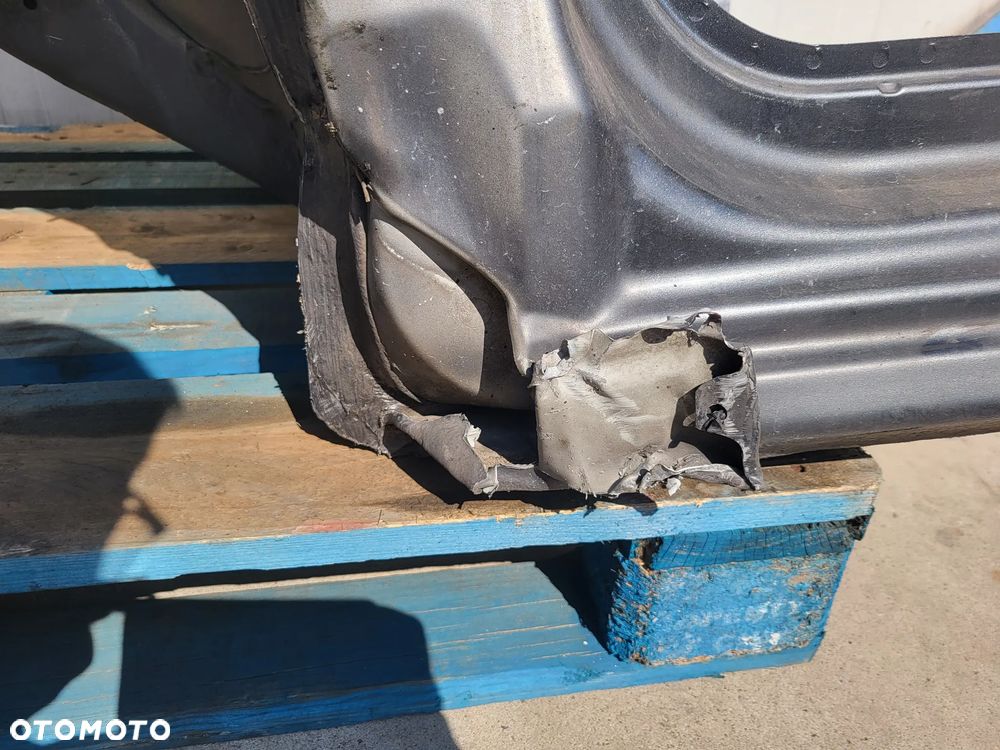 Ćwiartka podłużnica przednia lewa Peugeot 208 KTP - 2