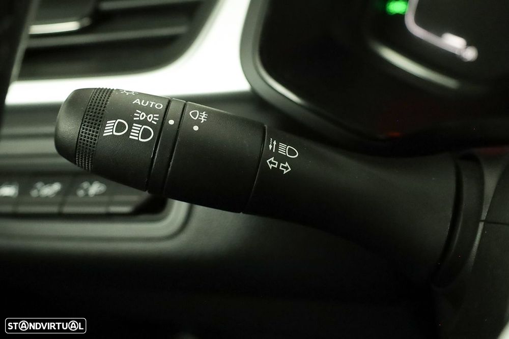 Renault Captur 1.0 TCe Techno Bi-Fuel - 17