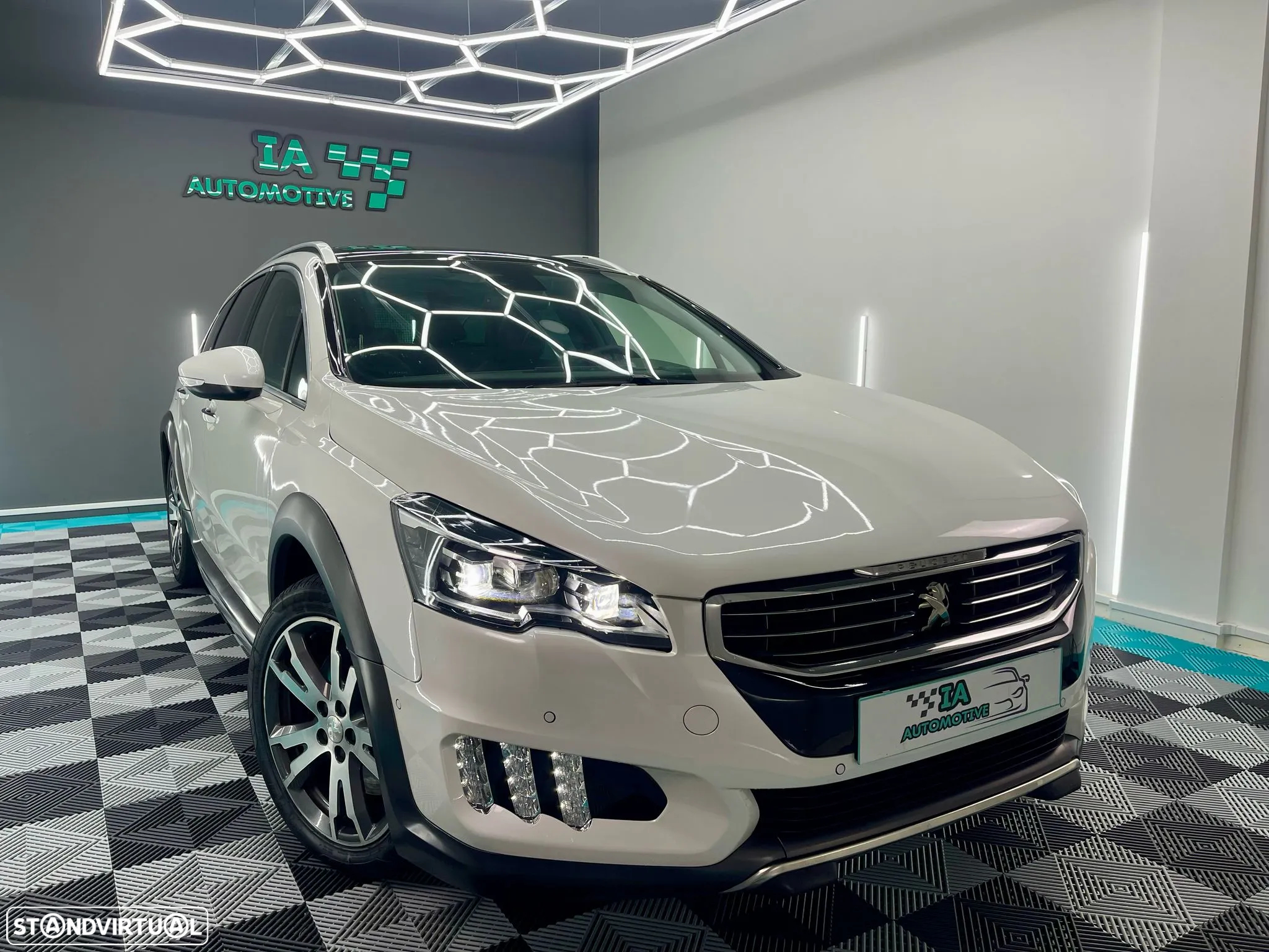 Peugeot 508 RXH 2.0 HDi Hybrid4 2-Tronic - 3
