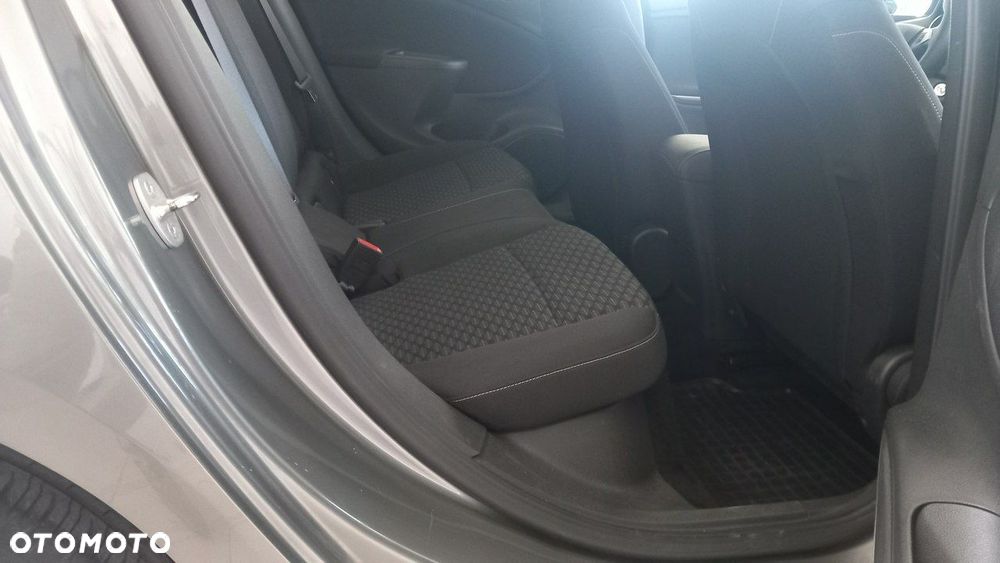 Opel Astra 1.4 T Enjoy - 7