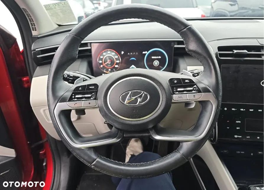 Hyundai Tucson - 8