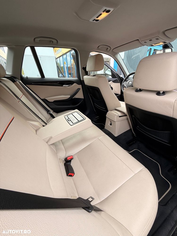 BMW X1 sDrive18d Aut. xLine - 11