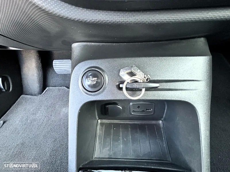 Renault Captur 1.2 TCe Exclusive EDC - 18