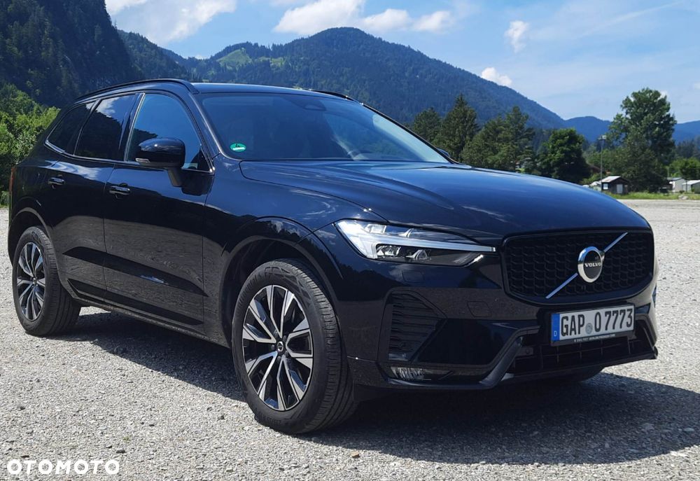 Volvo XC 60 B4 D Plus Dark - 2