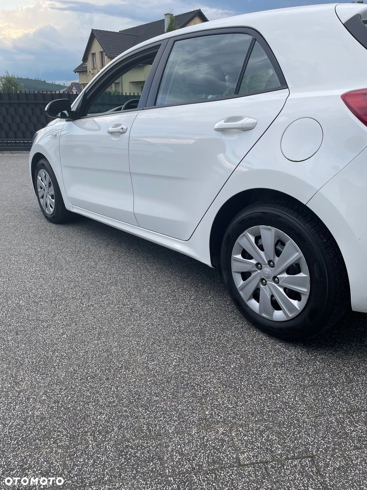 Kia Rio 1.2 Attract - 9