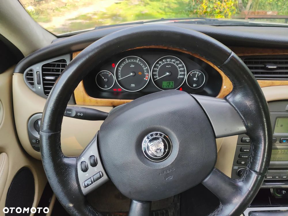 Jaguar X-Type 2.0 D Executive - 7