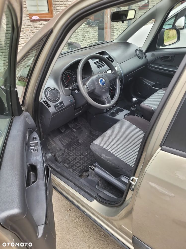 Fiat Sedici 1.6 16V 4x4 Emotion - 10